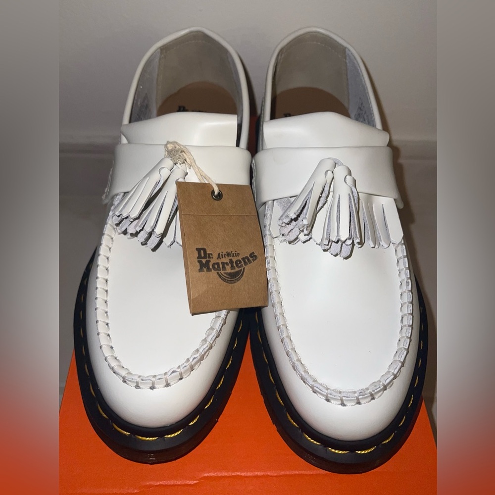 Dr. Doc Martens Adrian YS Men Size 7 Tassel Loafers White Smooth Leather Shoes